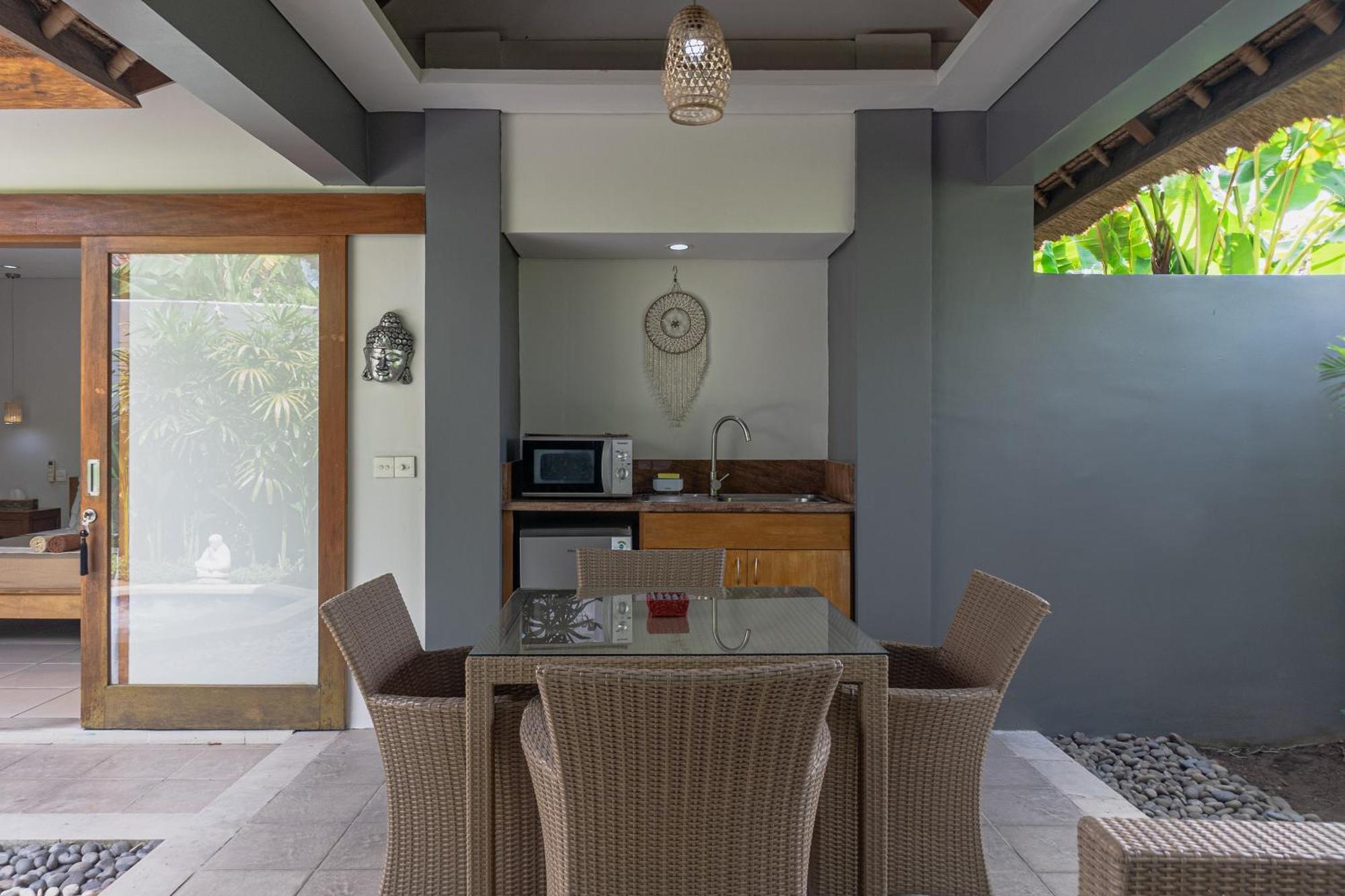Balinea Holiday Home Seminyak  Exterior photo